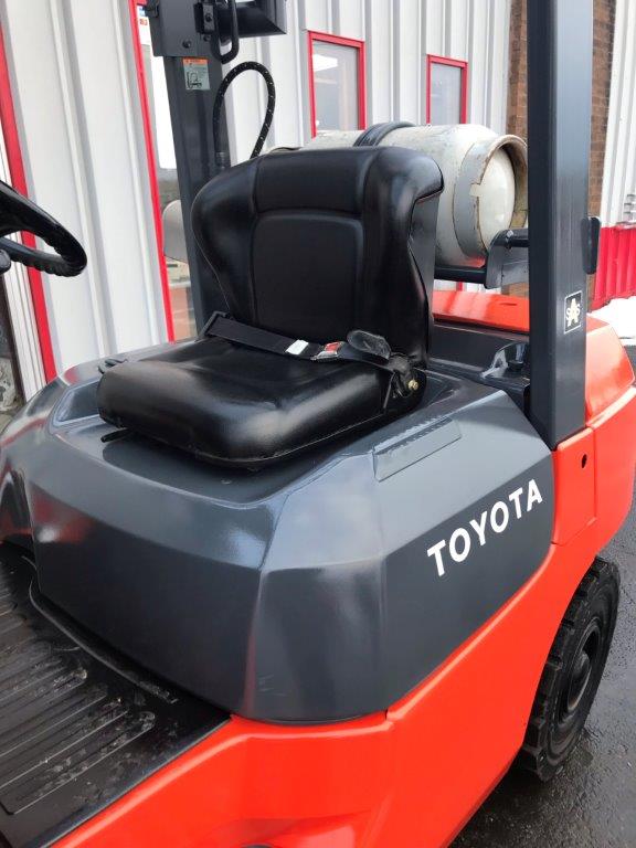 3 stage mast 2006 toyota forklift for sale